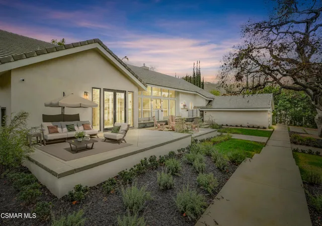 3rd image of 31754 Foxfield Dr, Westlake Village, CA 91361 | MLS# 226003444