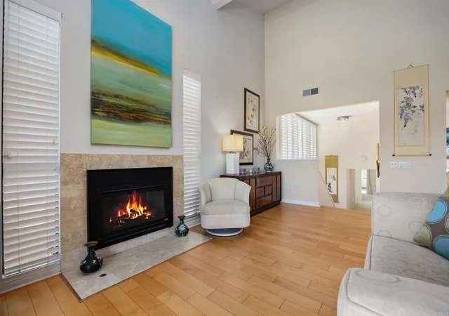 Photo 4 of Townhouse for sale at 13113 Caminito Mar Villa, Del Mar, CA 92014 | MLS# NDP2606885 | Listing updated on 2026-10-08