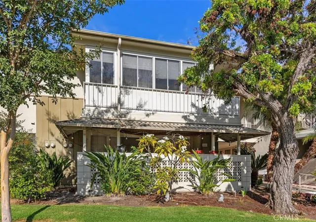 Photo 3 of Condo for sale at 84 Calle Aragon #P, Laguna Woods, CA 92637 | MLS# OC26152217 | Listing updated on 2026-09-28