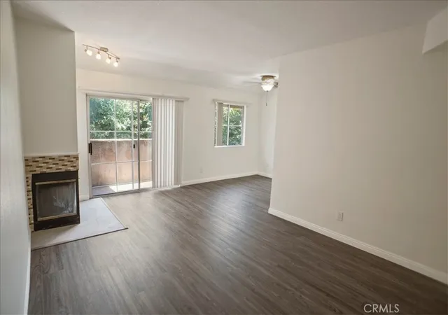 Photo 3 of Condo for sale at 7320 Balboa Blvd #205, Van Nuys, CA 91406 | MLS# SR26157733 | Listing updated on 2026-09-09