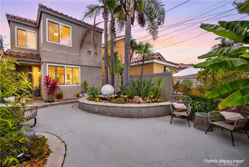 Single family home for sale at 330 Ultimo Ave, Long Beach, CA 90814 | MLS# OC26156661