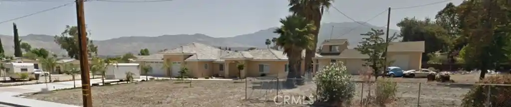Photo 1 of Sale Pending at 550 N Soboba, Hemet, CA 92544 | MLS# SW26157663 | Listing updated on 2026-10-30