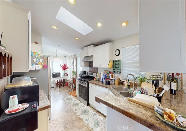 Photo 3 of Manufactured home for sale at 11301 Euclid St #72, Garden Grove, CA 92840 | MLS# OC26158023 | Listing updated on 2026-10-11