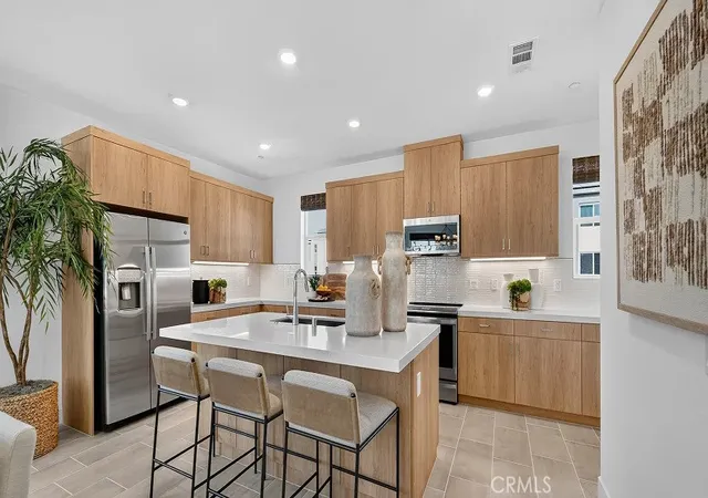Photo 2 of Condo for sale at 500 Park Dr #21, Carson, CA 90745 | MLS# OC26158047 | Listing updated on 2026-10-28