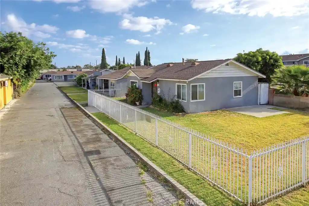 Photo 1 of Multi family home for sale at 5540 Clara St, Bell Gardens, CA 90201 | MLS# CV26157921 | Listing updated on 2026-08-28