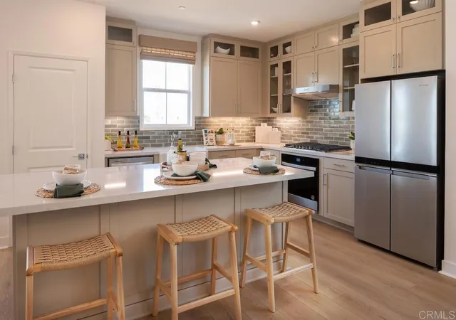Photo 3 of Townhouse for sale at 510 Avenida Centro #114, Chula Vista, CA 91910 | MLS# NDP2606894 | Listing updated on 2026-08-31