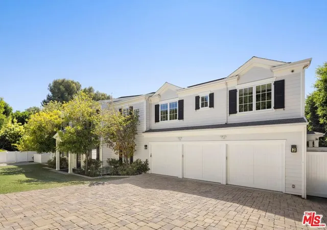 Photo 2 of Mansion for sale at 491 N Tigertail Rd, Los Angeles, CA 90049 | MLS# 26862143 | Listing updated on 2026-10-01