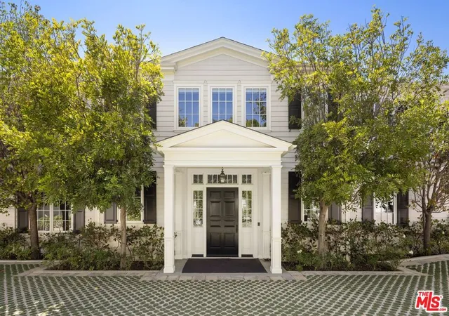 Photo 3 of Mansion for sale at 491 N Tigertail Rd, Los Angeles, CA 90049 | MLS# 26862143 | Listing updated on 2026-10-01