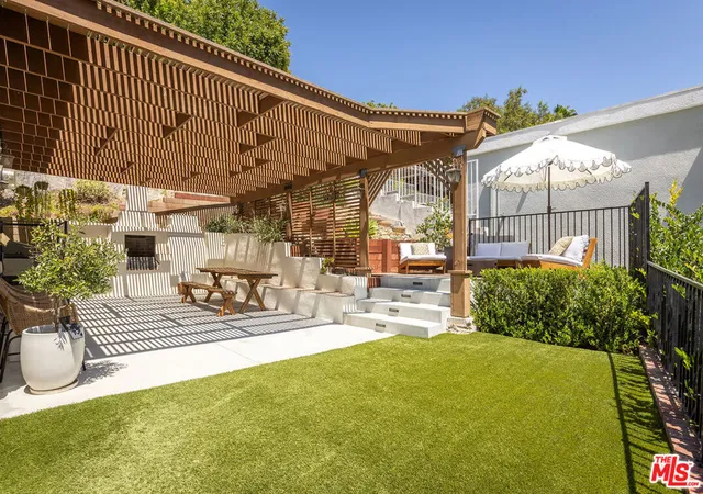 2nd image of 4069 Murietta Ave, Sherman Oaks, CA 91423 | MLS# 26862161