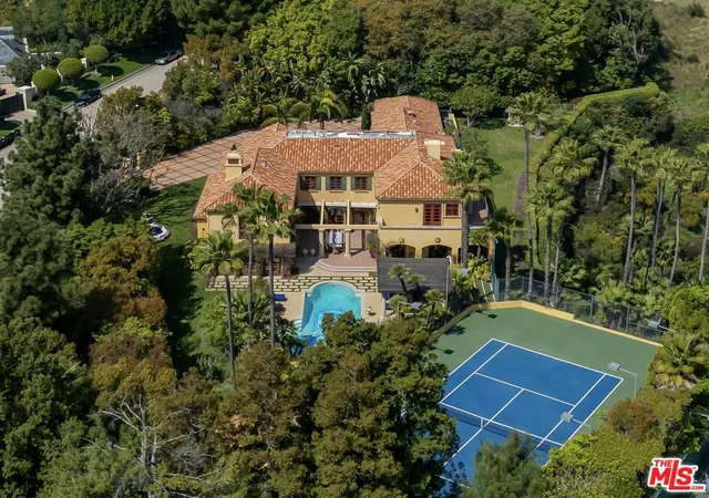 Photo 1 of Mansion for sale at 5 Beverly Pkwy, Beverly Hills, CA 90210 | MLS# 26862277 | Listing updated on 2026-09-23
