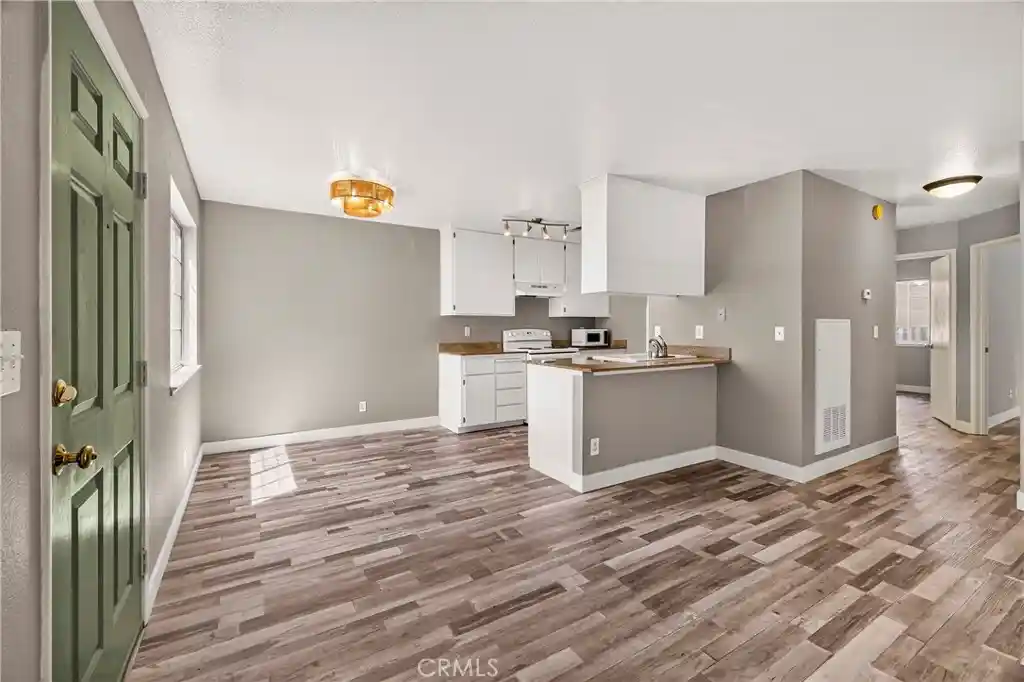 Listing Photo 1 - Condo for sale in 2055 Amanda located at 2055 Amanda, Chico, CA 95928 - Unit #27