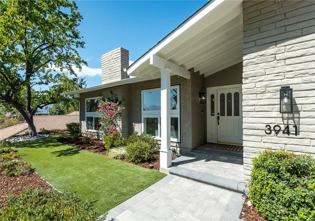 Photo 2 of Single family home for sale at 3941 Karen Lynn, Glendale, CA 91206 | MLS# GD26158357 | Listing updated on 2026-09-28