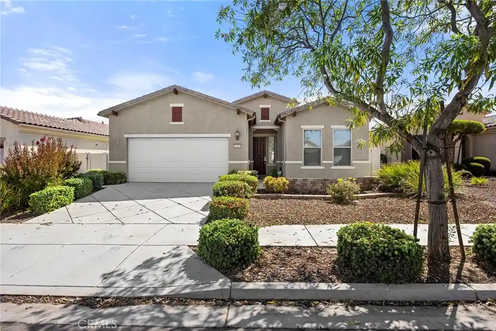 Photo 1 of Single family home for sale at 1410 Corte Alamonte, Hemet, CA 92545 | MLS# PW26158638 | Listing updated on 2026-07-23