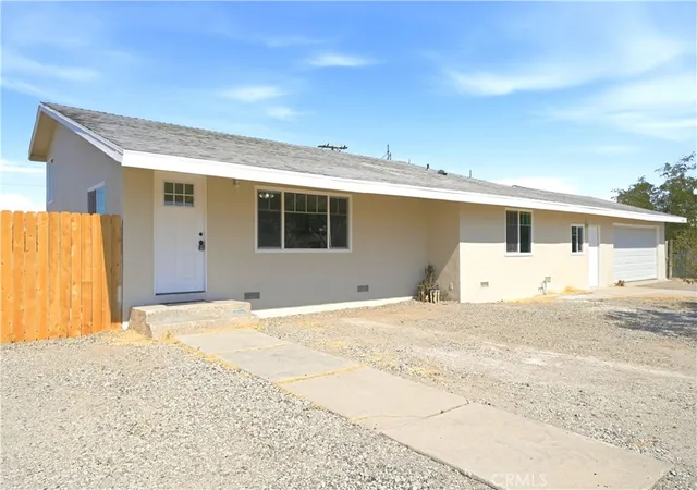 2nd image of 11498 Shahaptain, Hesperia, CA 92345 | MLS# IV26158666