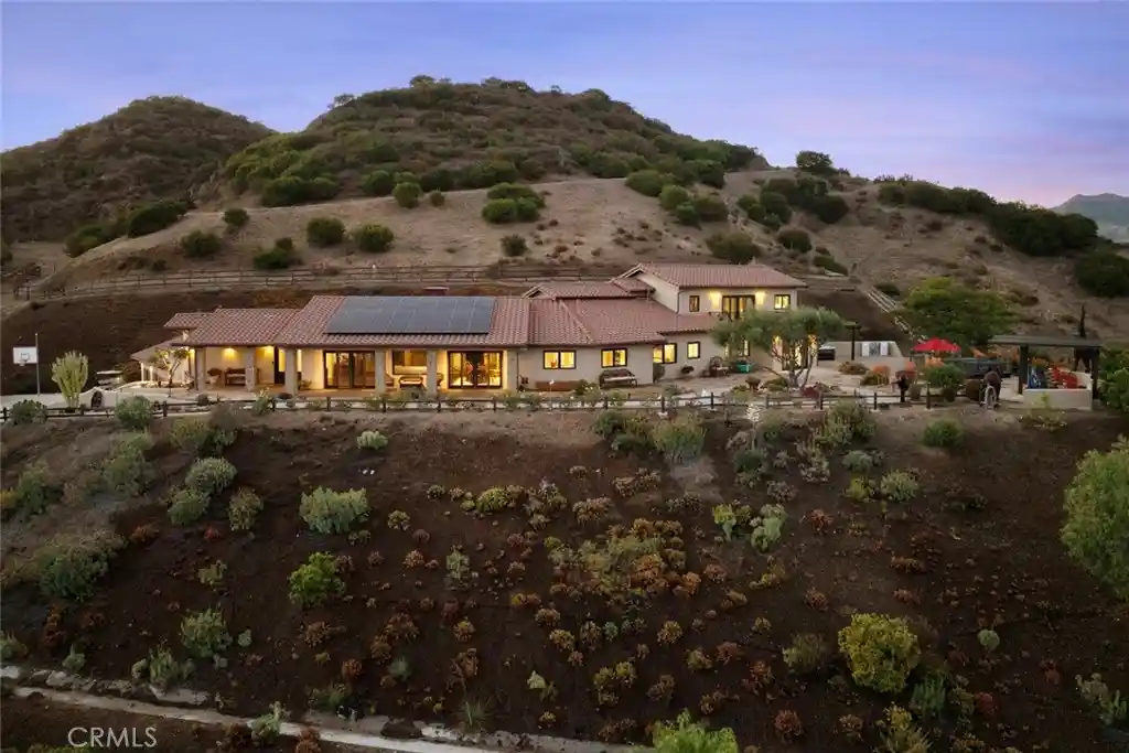 Single family home for sale at 33315 Decker School, Malibu, CA 90265 | MLS# ND26158107