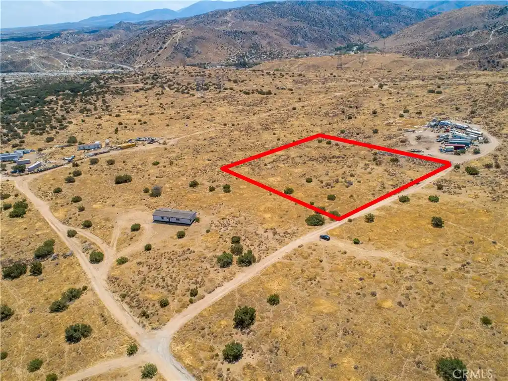Land for sale at 0 Vic E V4, Palmdale, CA 93552 | MLS# SR26158721