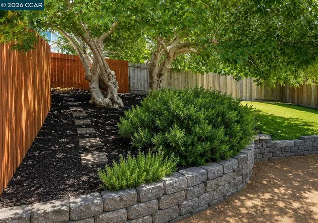 Photo 3 of Sale Pending at 1442 Yuba Ave, San Pablo, CA 94806 | MLS# 41142260 | Listing updated on 2026-09-18