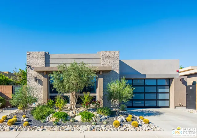 Photo 2 of Single family home for sale at 4321 Lumina Way, Palm Springs, CA 92262 | MLS# 26862357PS | Listing updated on 2026-10-09