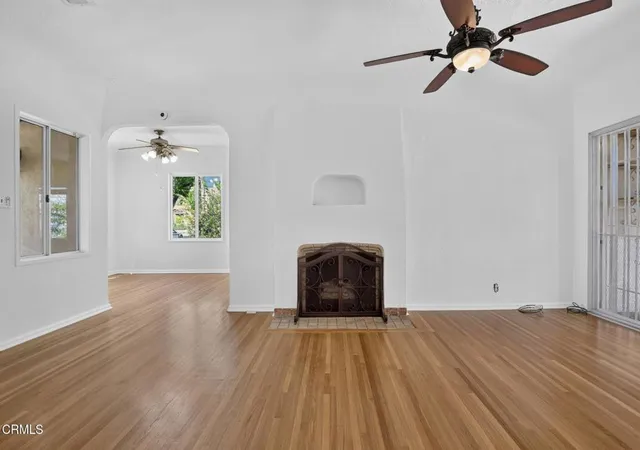 Photo 3 of Single family home for sale at 842 E Glenoaks Blvd, Glendale, CA 91207 | MLS# P1-28120 | Listing updated on 2026-10-03