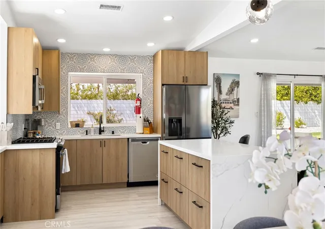 Photo 3 of Single family home for sale at 3030 E Vincentia, Palm Springs, CA 92262 | MLS# SB26158210 | Listing updated on 2026-09-23