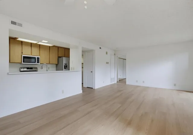 4th image of 4030 Porte La Paz #90, San Diego, CA 92122 | MLS# 260017815SD