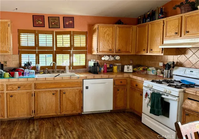 Photo 2 of Single family home for sale at 1460 Stratus, San Jacinto, CA 92582 | MLS# SW26158899 | Listing updated on 2026-09-04