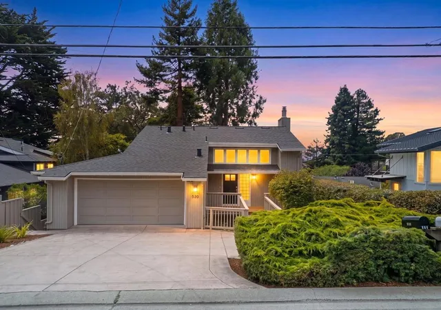 Photo 2 of Single family home for sale at 530 Clubhouse Dr, Aptos, CA 95003 | MLS# ML82054951 | Listing updated on 2026-10-12