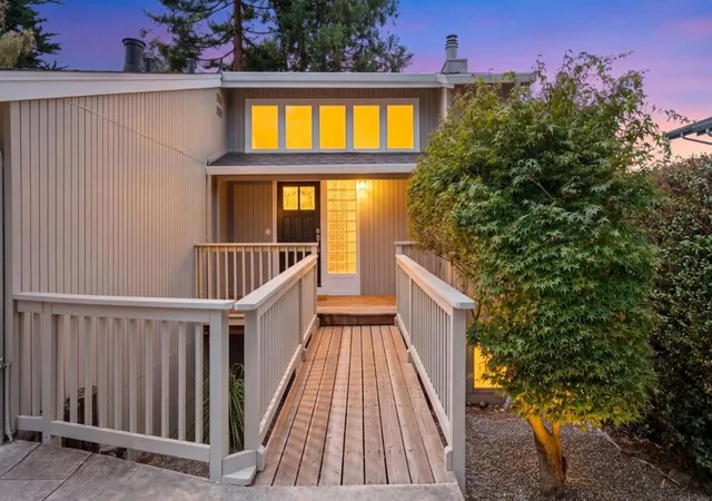 Photo 3 of Single family home for sale at 530 Clubhouse Dr, Aptos, CA 95003 | MLS# ML82054951 | Listing updated on 2026-10-12