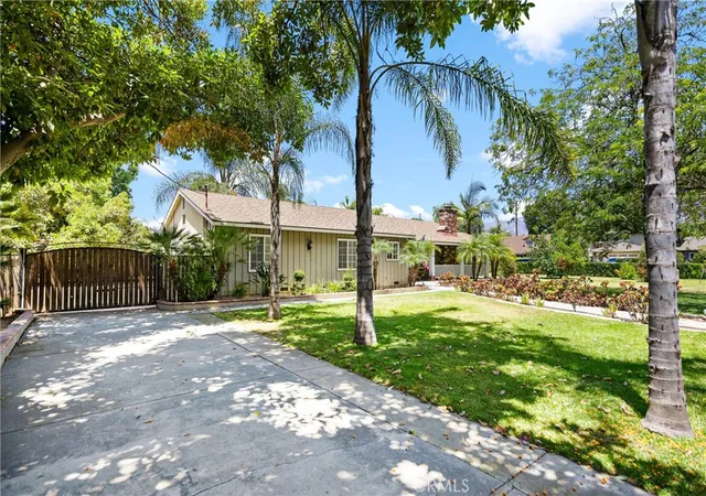 Photo 2 of Single family home for sale at 1691 S Santa Anita, Arcadia, CA 91006 | MLS# AR26149379 | Listing updated on 2026-09-27