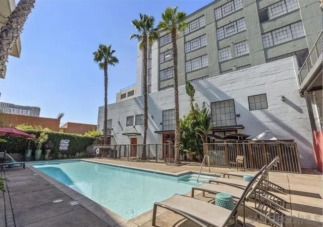 Listing Photo 3 - Condo for sale in Little Tokyo Lofts located at 420 S San Pedro, Los Angeles, CA 90013 - Unit #102
