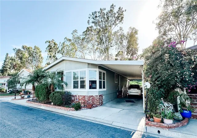 Photo 3 of Manufactured home for sale at 18601 Newland St #116, Huntington Beach, CA 92646 | MLS# PW26159105 | Listing updated on 2026-09-29