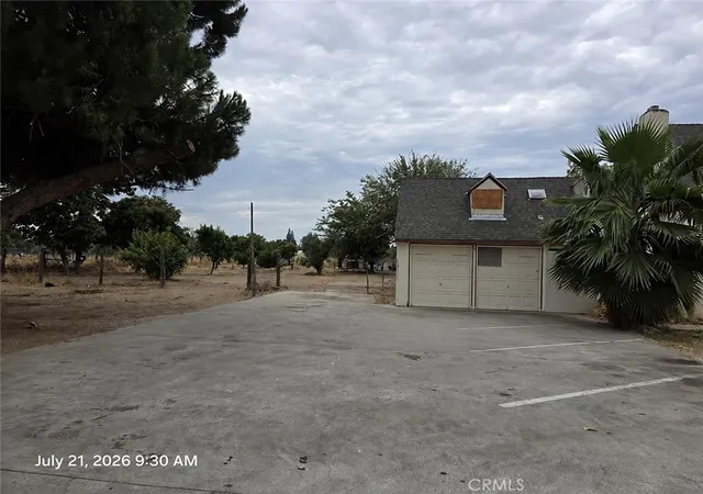 2nd image of 5166 E Tulare St, Fresno, CA 93727 | MLS# MC26159238