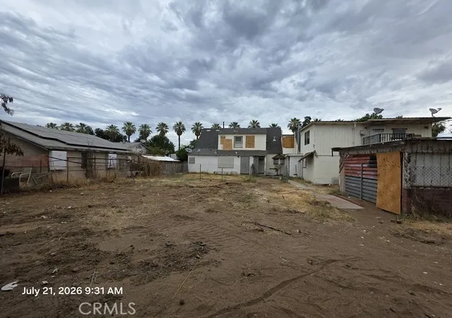 3rd image of 5166 E Tulare St, Fresno, CA 93727 | MLS# MC26159238