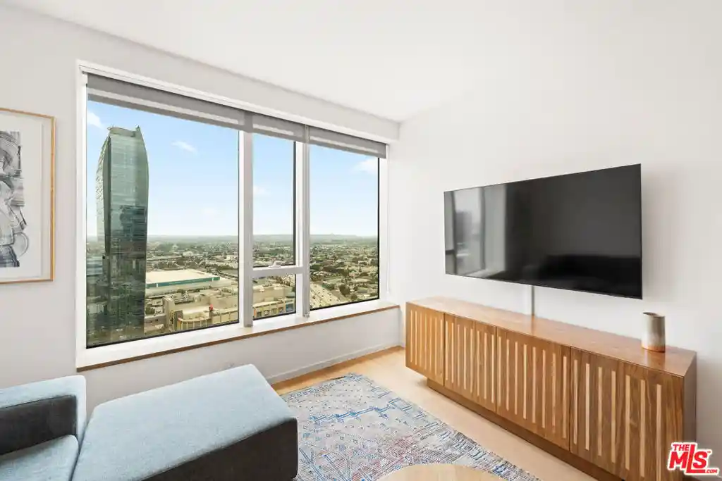 Condo for sale at 889 Francisco St #3401, Los Angeles, CA 90017 | MLS# 26861581