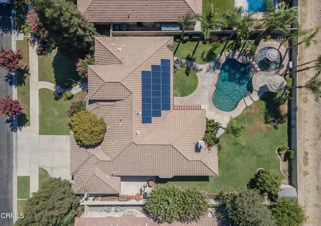 Photo 2 of Sale Pending at 10503 Hinderhill Dr, Bakersfield, CA 93312 | MLS# V1-37734 | Listing updated on 2026-09-28