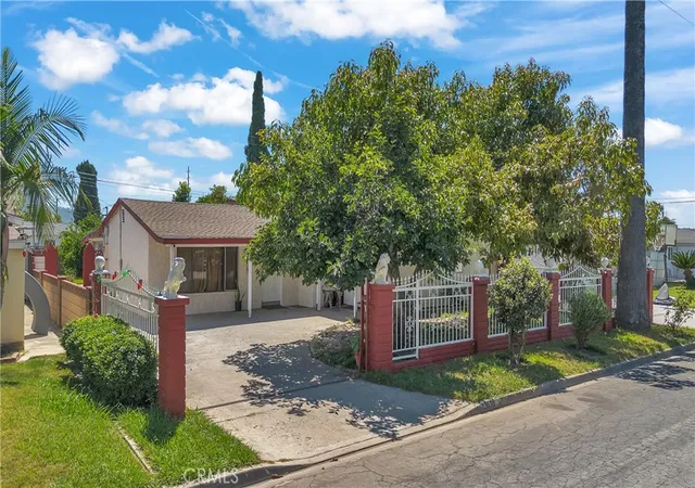 Single family home for sale at 13618 Las Vecinas Dr, La Puente, CA 91746 | MLS# DW26146157
