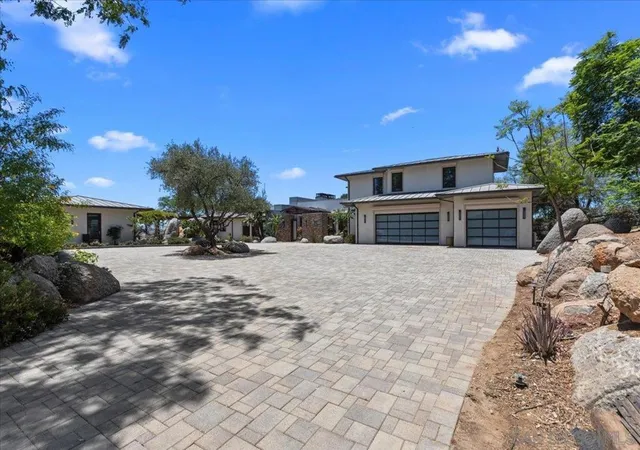 Photo 3 of Sale Pending at 20391 Rancho Villa, Ramona, CA 92065 | MLS# 260017878SD | Listing updated on 2026-10-06