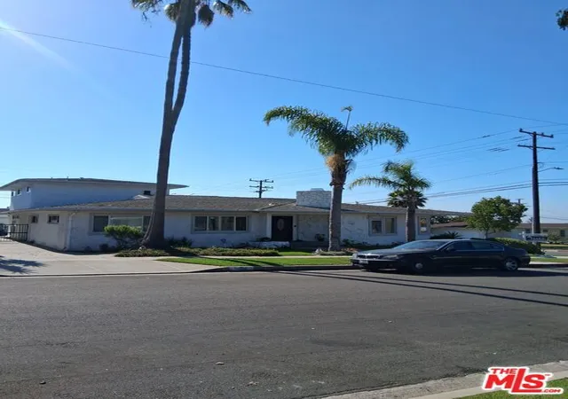 Single family home for sale at 5424 S Sherbourne Dr, Los Angeles, CA 90056 | MLS# 26837879