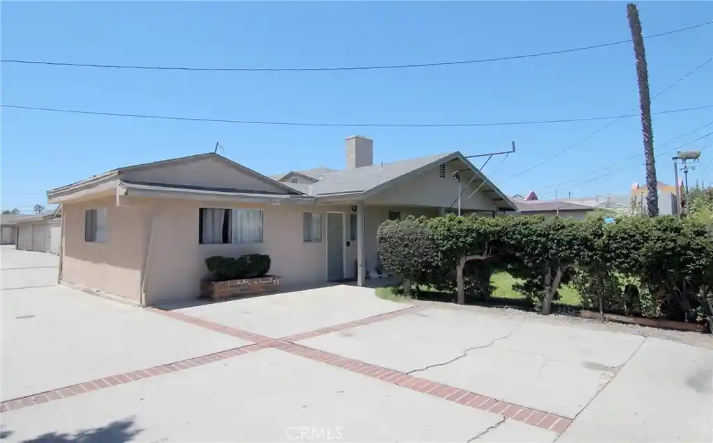 Multi family home for sale at 202 S Newhope, Santa Ana, CA 92704 | MLS# PW26159362