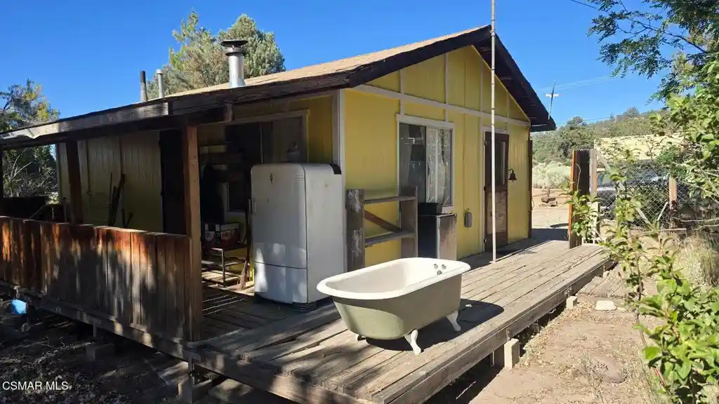 Land for sale at 17550 Lockwood Valley Rd, Frazier Park, CA 93225 | MLS# 226003479
