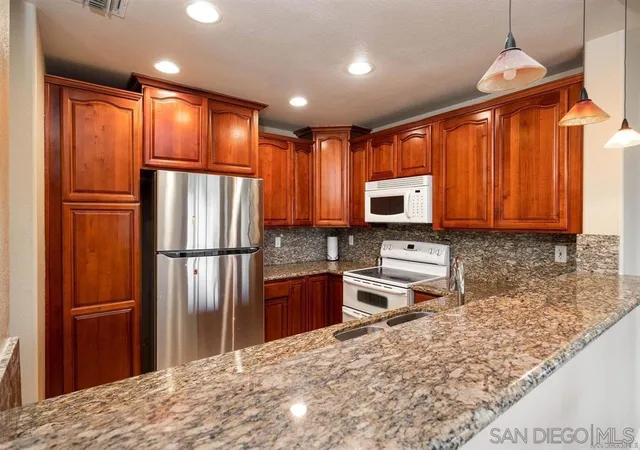 Photo 15 of Condo for sale at 12122 Royal Birkdale #205, San Diego, CA 92128 | MLS# 260017913SD | Listing updated on 2026-10-04