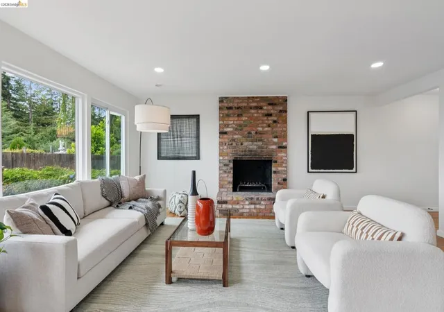 5th image of 201 Crestmont, Oakland, CA 94619 | MLS# 41142377