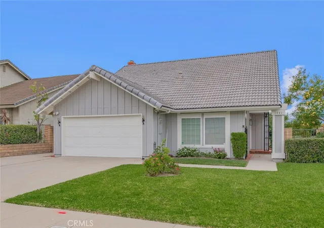 Photo 3 of Single family home for sale at 1441 Rolling Knoll Rd, Diamond Bar, CA 91765 | MLS# CV26159459 | Listing updated on 2026-10-03