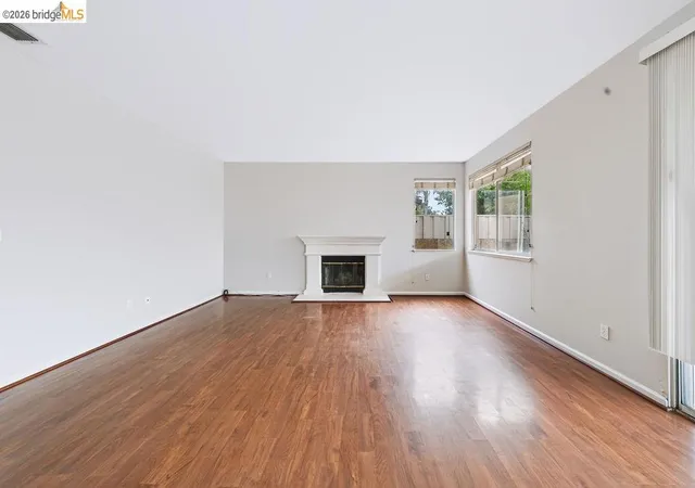 Photo 4 of Single family home for sale at 2404 Greentree Ct, Antioch, CA 94509 | MLS# 41142380 | Listing updated on 2026-10-06