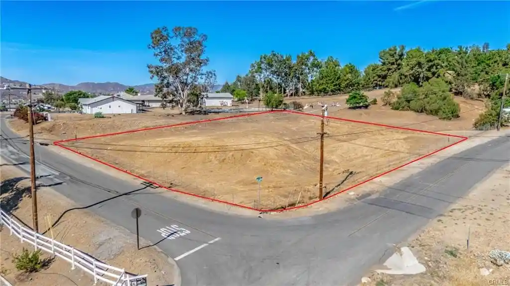 Photo 1 of Sale Pending at 0 Conejo/las Flores, Sun City, CA 92587 | MLS# SW26159124 | Listing updated on 2026-10-12