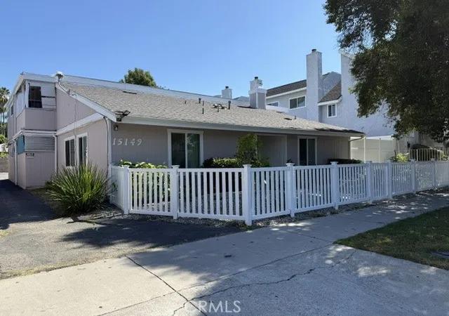 Multi family home for sale at 15149 Victory Blvd, Van Nuys, CA 91411 | MLS# SR26128702