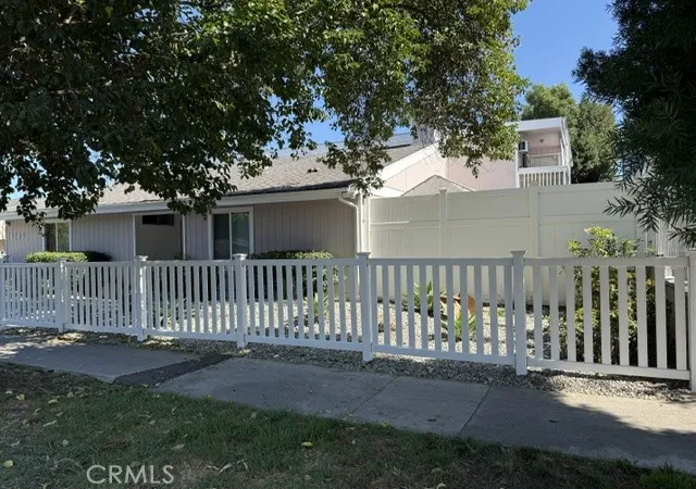 Photo 3 of House for sale at 15149 Victory Blvd, Van Nuys, CA 91411 | MLS# SR26128702 | Listing updated on 2026-08-04