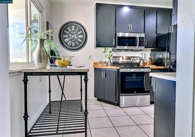 Photo 2 of Single family home for sale at 1792 Sharon Dr, Concord, CA 94519 | MLS# 41142402 | Listing updated on 2026-10-01