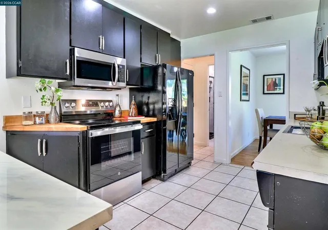 Photo 3 of Single family home for sale at 1792 Sharon Dr, Concord, CA 94519 | MLS# 41142402 | Listing updated on 2026-10-01