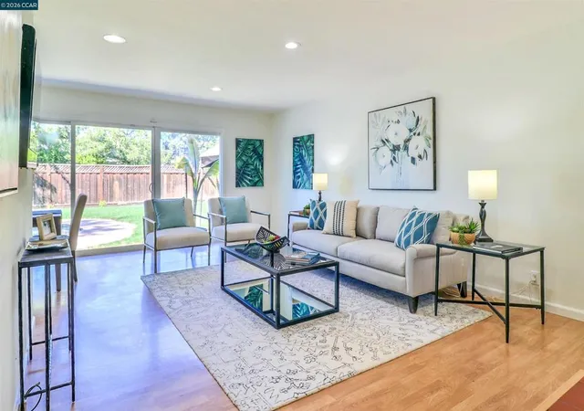 Photo 3 of Single family home for sale at 1792 Sharon Dr, Concord, CA 94519 | MLS# 41142402 | Listing updated on 2026-10-01